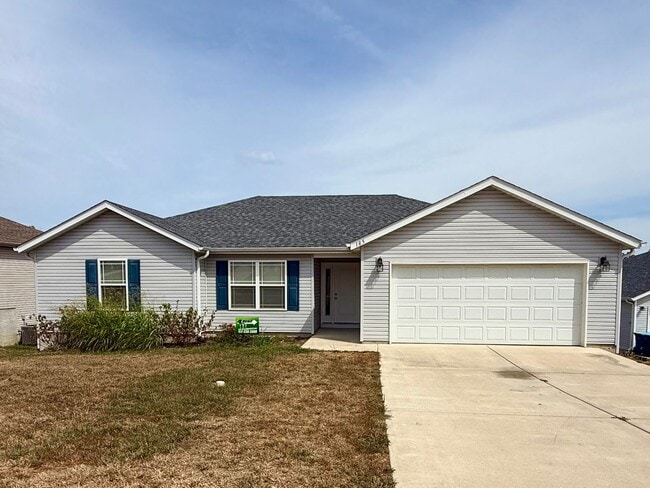 Building Photo - NEWLY REDESIGNED 4BR Basement home!!!!