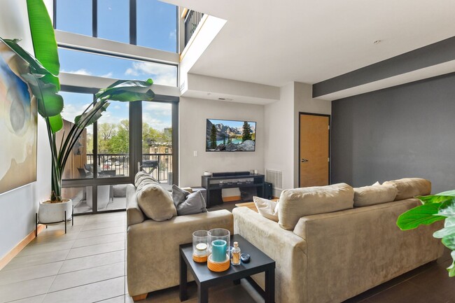 Photo - 10 E 26th St Unit 313