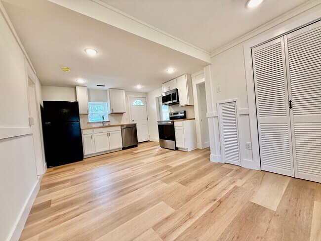 Photo - Newly Renovated 3 Bdrm Close to Campus! Avail Aug 2026 $2,250 or $1,500 for Now thru July 2026!