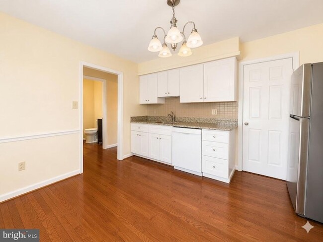 Photo - 9693 Scotch Haven Dr
