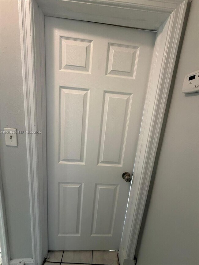 Photo - 1444 W 24th St