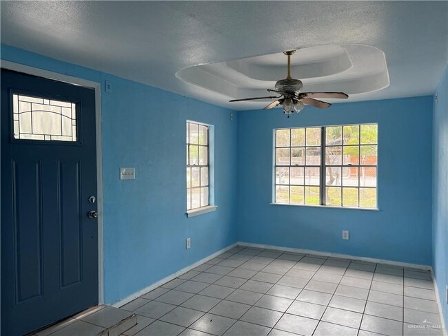 Photo - 10 Martinez St