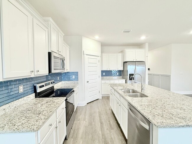 Photo - 4-Bedroom Craftsman-Style Home