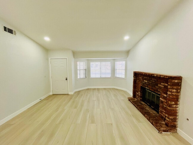 1532 Michelle Ave