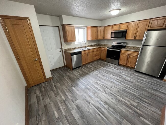 Photo - Garden-level 3 bedroom unit close to Sawyer Elementary Unit 1304-1