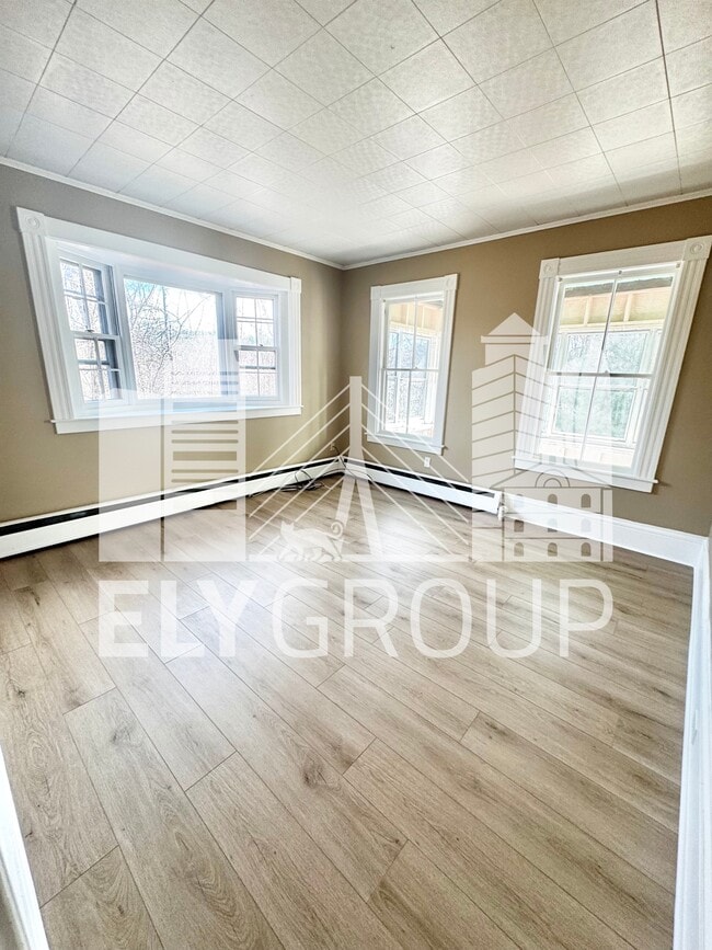 Photo - 30 Spruce St Unit 1