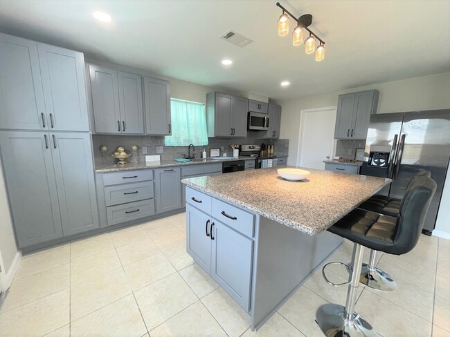 Photo - 15406 Bay Lodge Ln