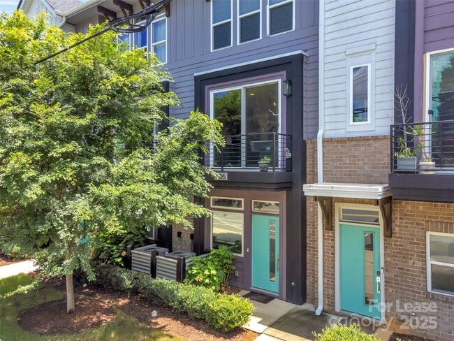Photo - 1005-1036 E 36th St Townhome