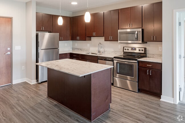 2BR, 2BA - D