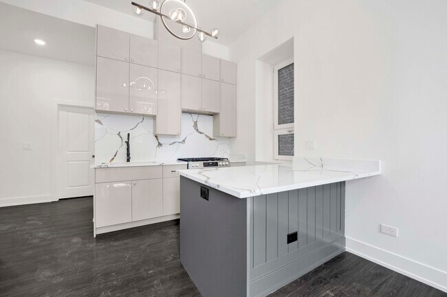 Photo - 1814 S Throop St Casa