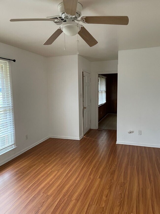 Photo - 3 Bed, 2 Bath Home in Prattville!