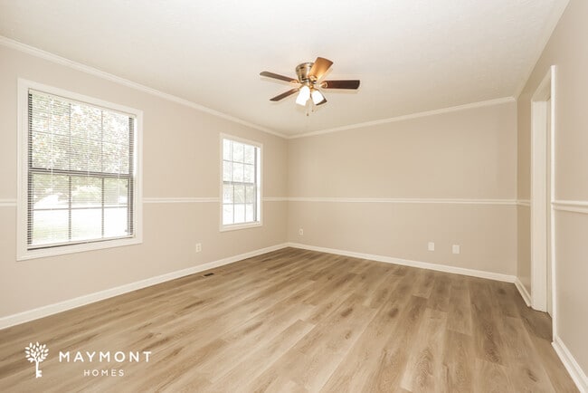 Photo - 164 Cedarwood Ct