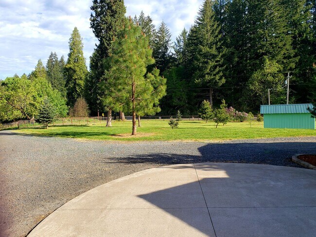 Photo - 3bedroom 2bath House