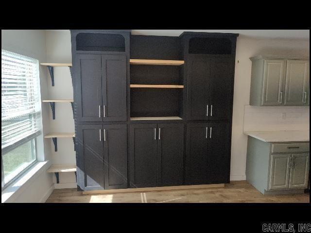 Photo - 1350 N Parker St