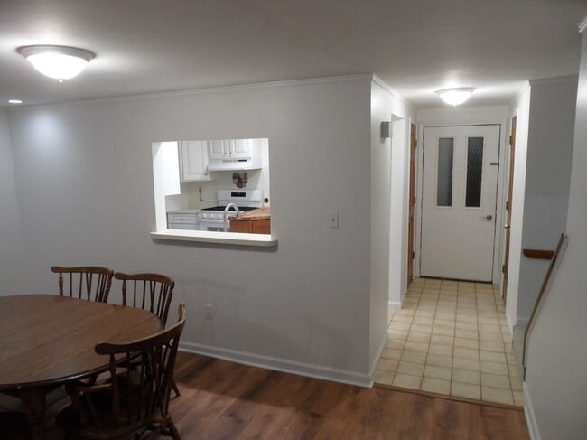 Photo - 921 Onondaga St