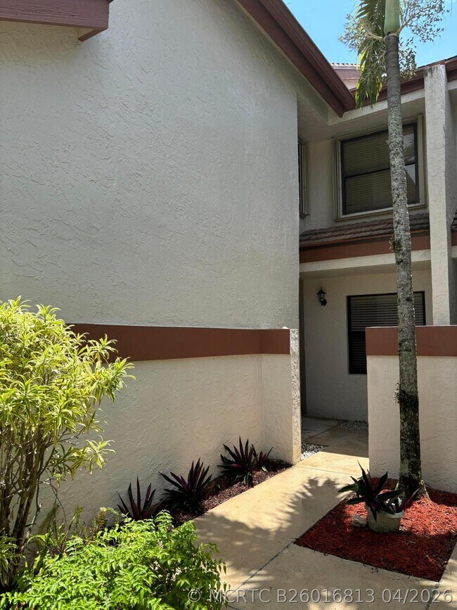 12692 Shoreline Dr Unit 3b