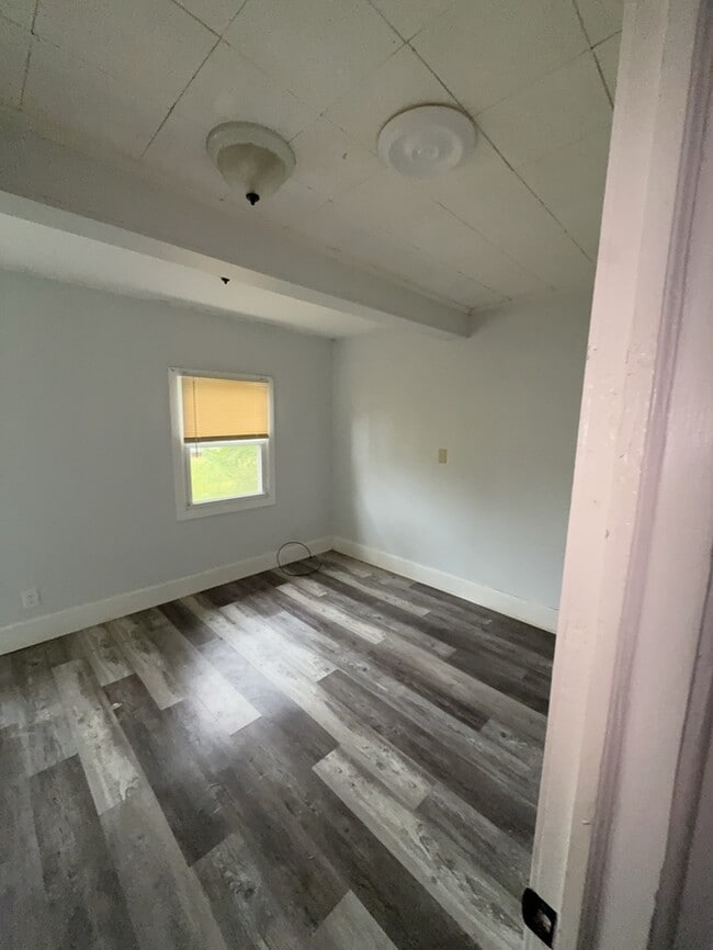 Photo - 125 Mallard St