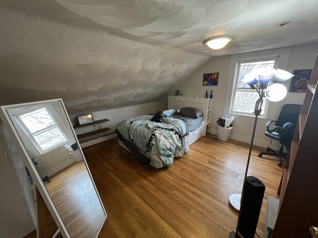 Photo - 639 Somerville Ave Apartments Unit 2