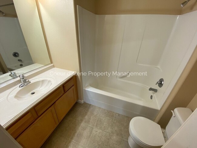 Photo - 3 bed townhouse in Post Falls