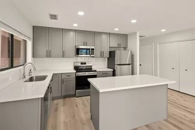 Photo - S-1073 Unit # 3