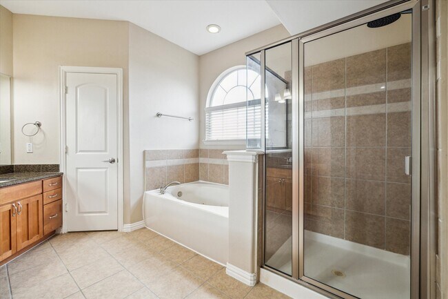 Photo - 5629 Dolores St Unit B