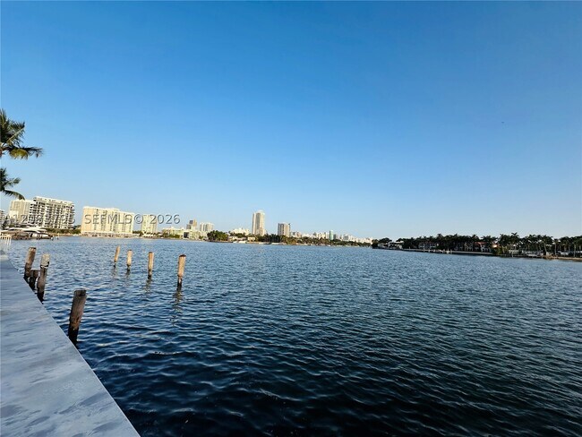 Photo - 946 Bay Dr E Unit 7