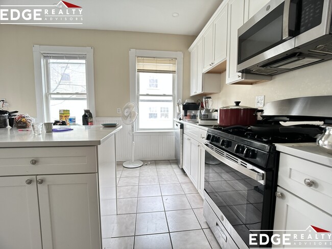 Photo - 15 Bennett St Unit 1