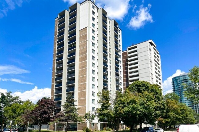 Photo - Broadview Towers