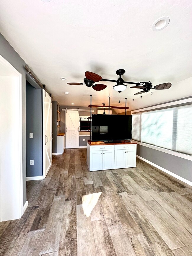 Photo - 38374 Rainbow Heights Pl