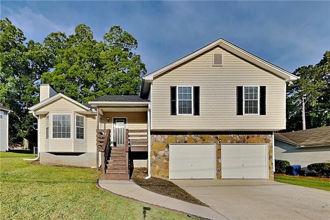 Building Photo - 107 Ivy Trace Ln
