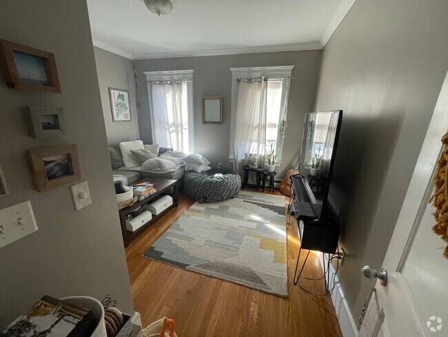 Building Photo - 3 Grimes St Unit 1 Rental