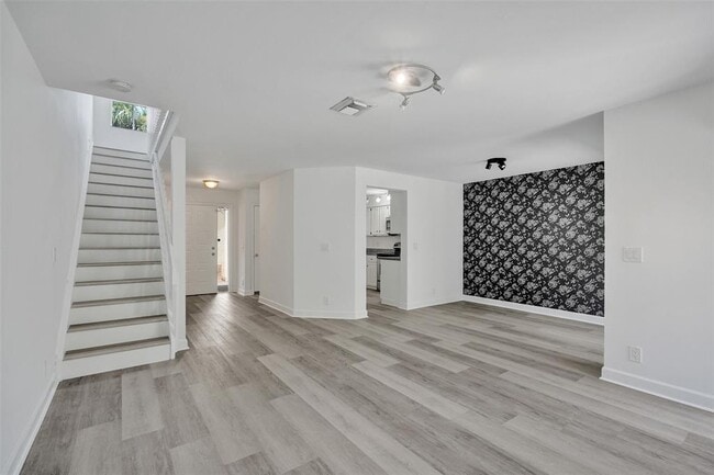 Photo - 11652 NW 19th Dr