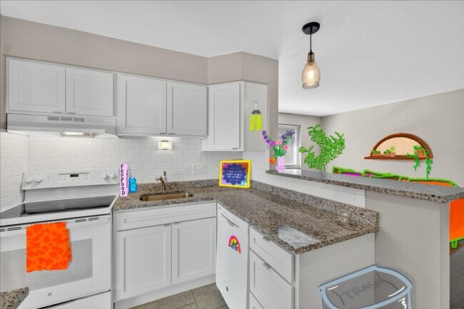 Building Photo - F Yeah Unit 2628-F Rental