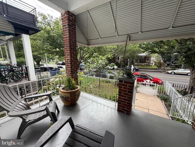 Photo - 4017 Illinois Ave NW