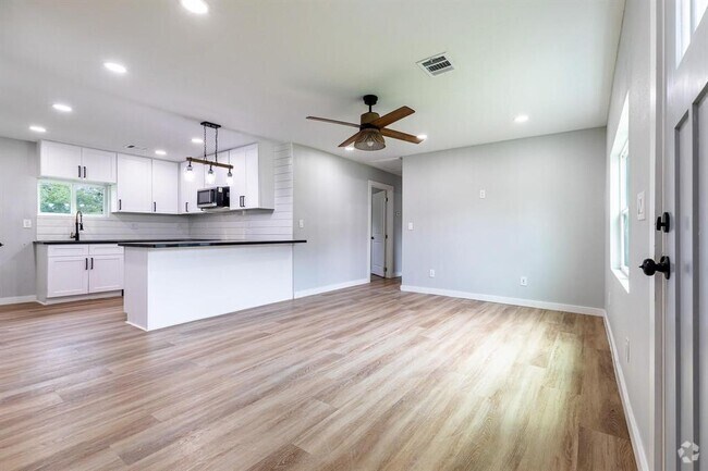 Building Photo - 9529 Fairland Dr Rental