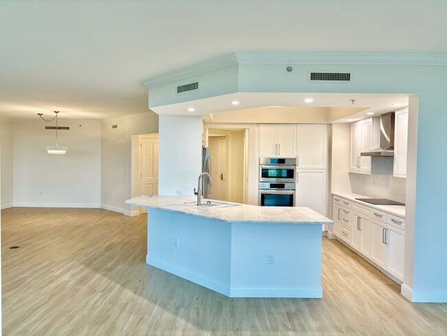 Photo - 1060 Borghese Ln Unit 803