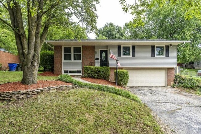 Building Photo - 1123 Gainesway Dr Rental