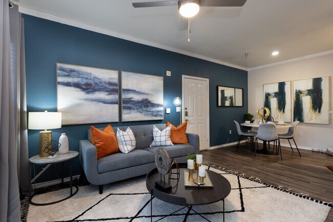 1BR, 1BA - 612SF | A2