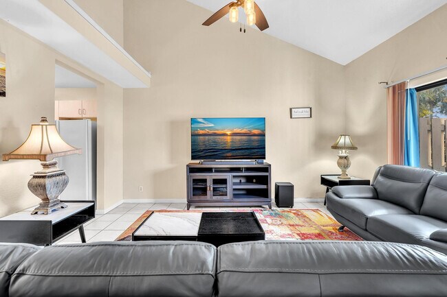 Photo - 10240 NW 33rd Pl