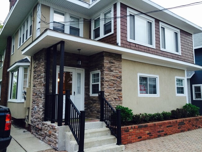 Photo - 208 Chestnut Ave Unit A