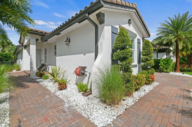 Photo - 3558 Haldin Pl