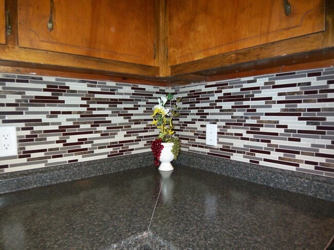 Photo - 727 Valley Ridge Way