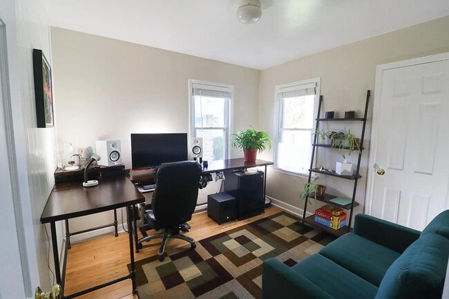 Building Photo - 5651 N Green Bay Ave Rental