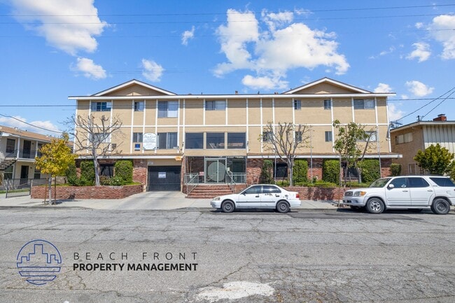 Photo - 4061 W. 138th St.