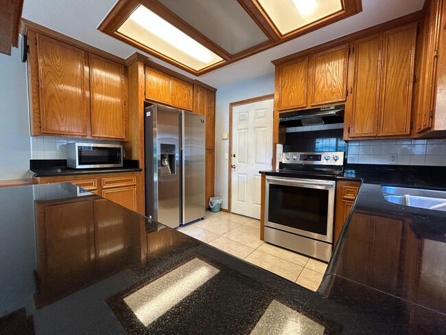 Photo - 1806 Post Oaks Rd