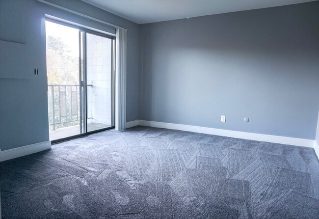 Photo - 60 Charles St Unit 35