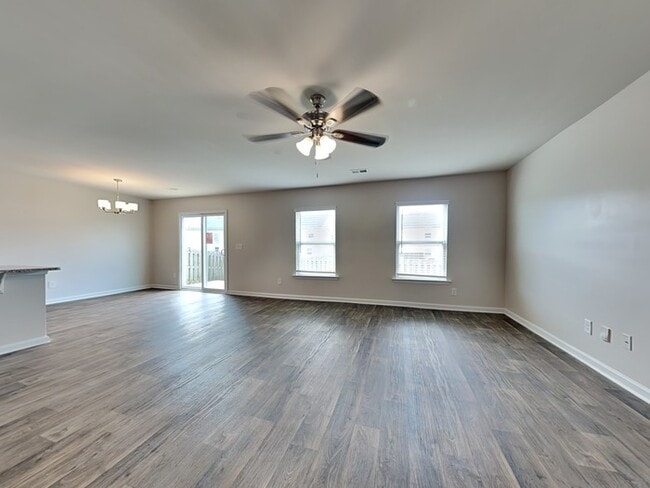 Photo - 27 Blue Fescue Way