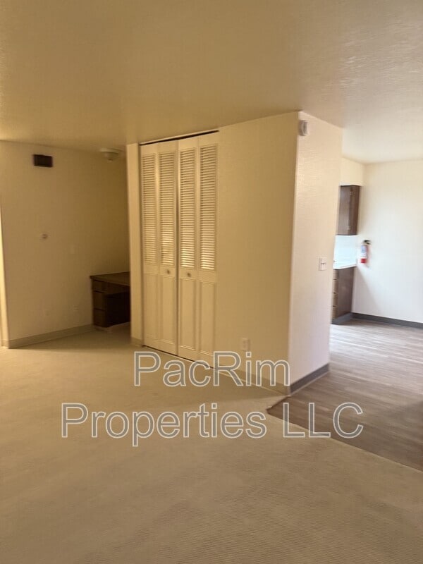 Photo - 3350 Boniface Pkwy