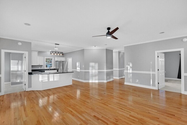 Photo - Looking for a place for your Pod?