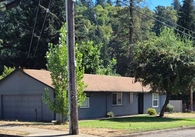 Building Photo - 2718 SE 101st Ave